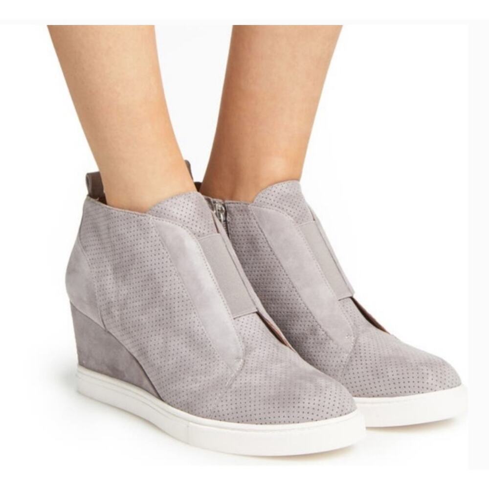 L. Paolo Felicia Perforated Suede Hidden Wedge Sneaker Bootie Gray Women’s 7.5